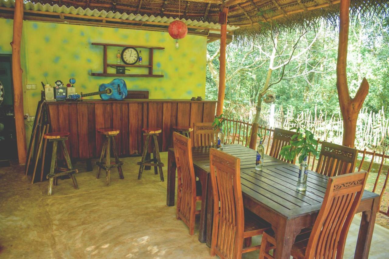 King'S Elephant Cabanas & Restaurant 坦加拉 外观 照片